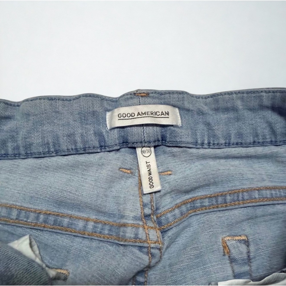 Good American Good Waist Light Wash Skinny Jeans Raw Hem Size 10/30 GAGWJF103 - Picture 5 of 6